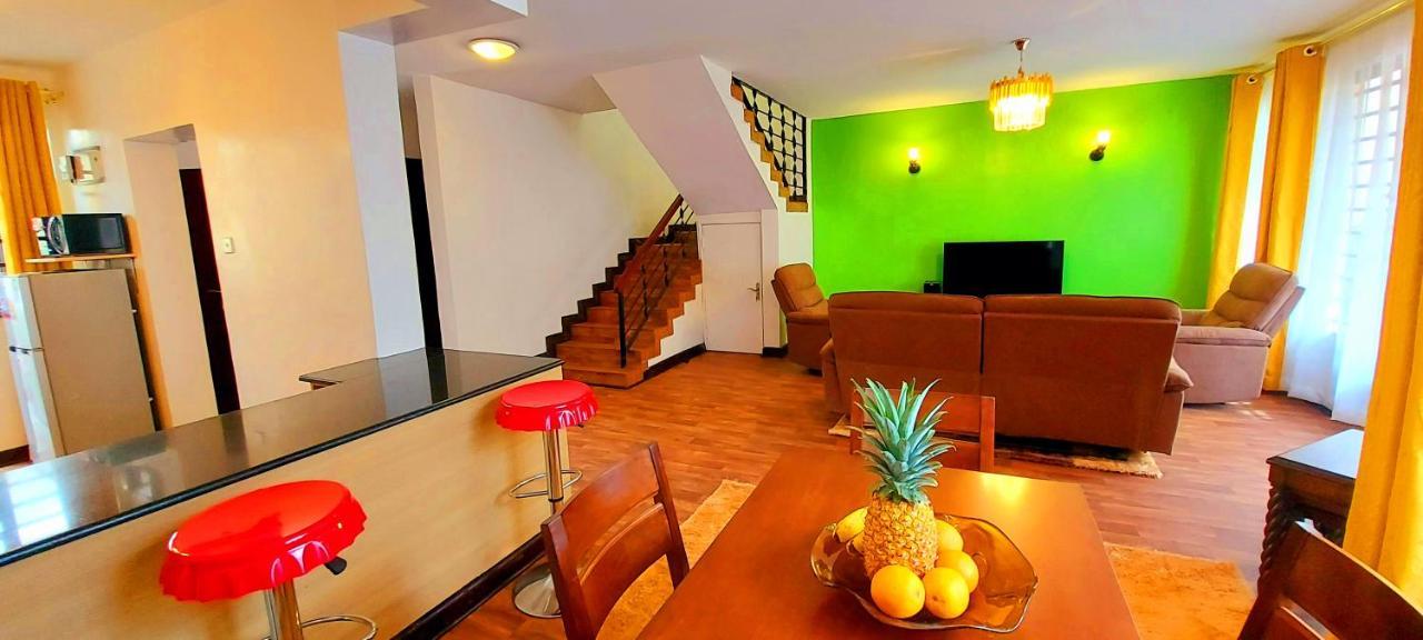 Pleasant Nest Homestay Near Jkia Airport And Sgr Station Nairobi Kültér fotó